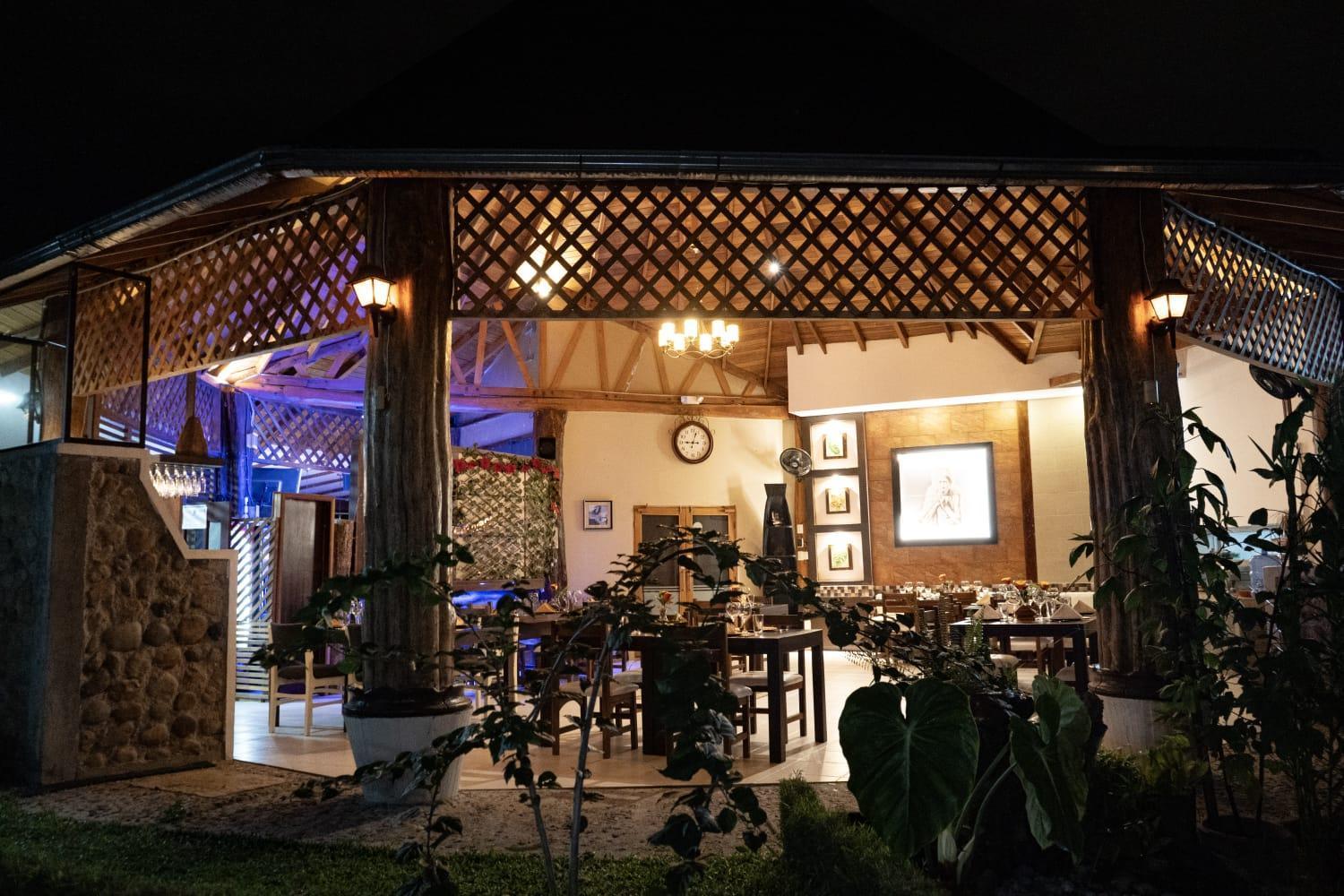Terra Luna Lodge Тена Екстер'єр фото