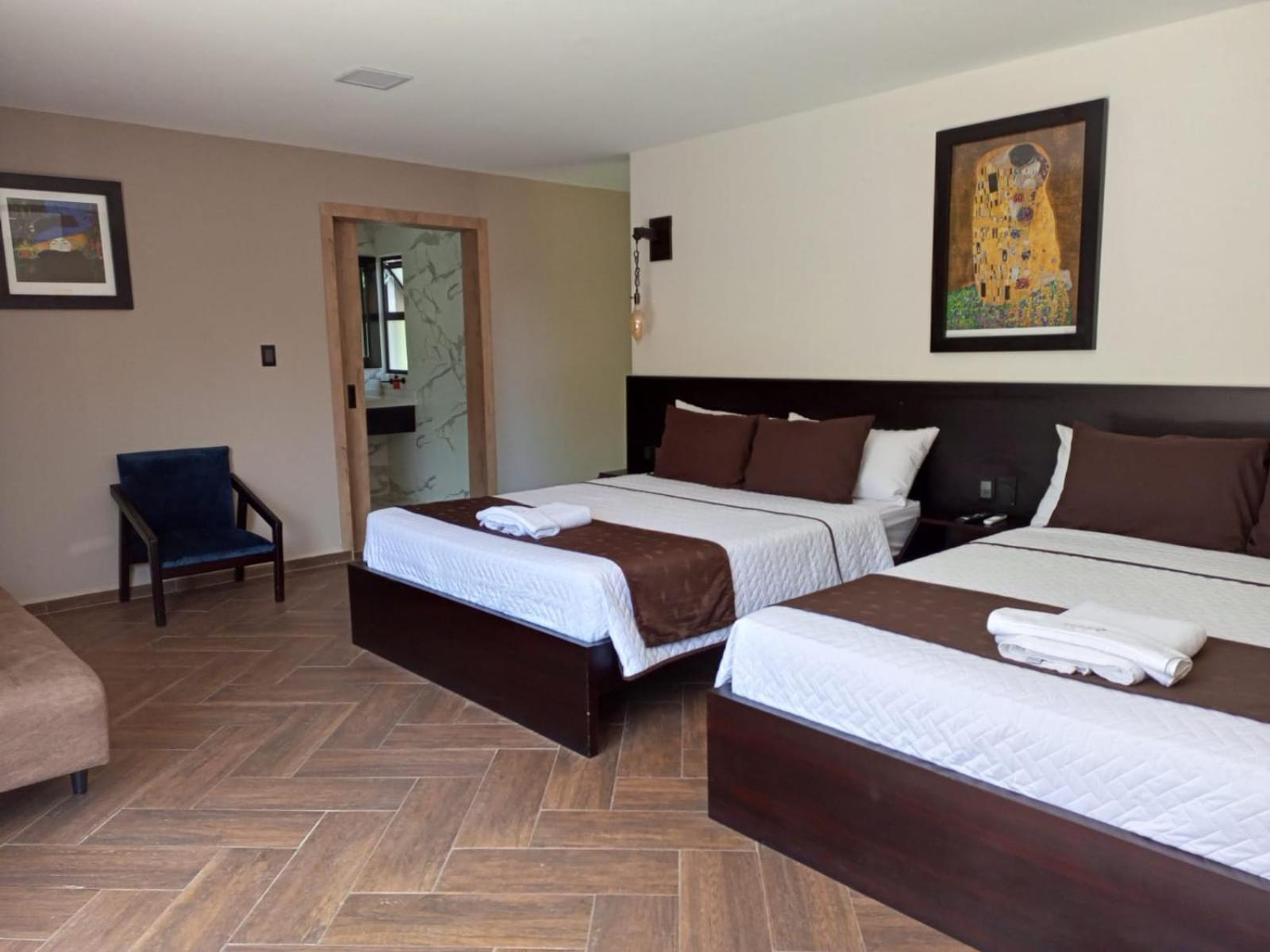 Terra Luna Lodge Тена Екстер'єр фото