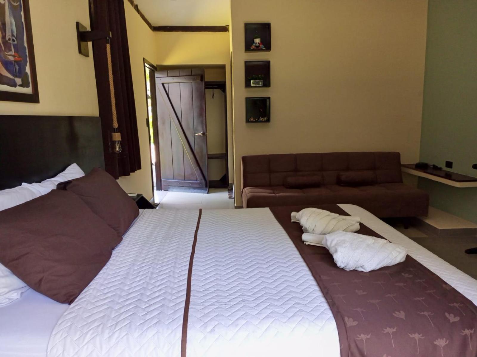 Terra Luna Lodge Тена Екстер'єр фото