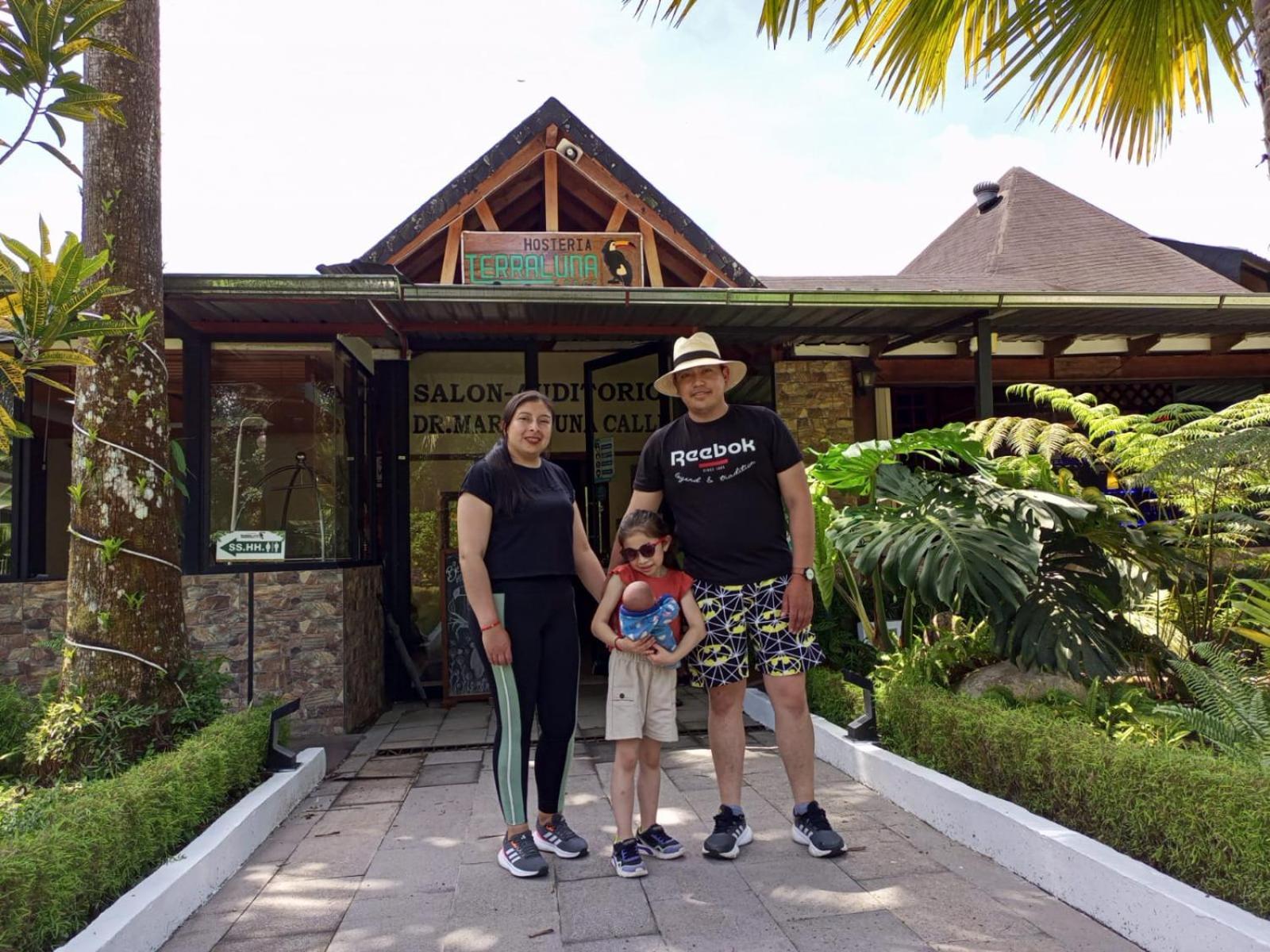 Terra Luna Lodge Тена Екстер'єр фото