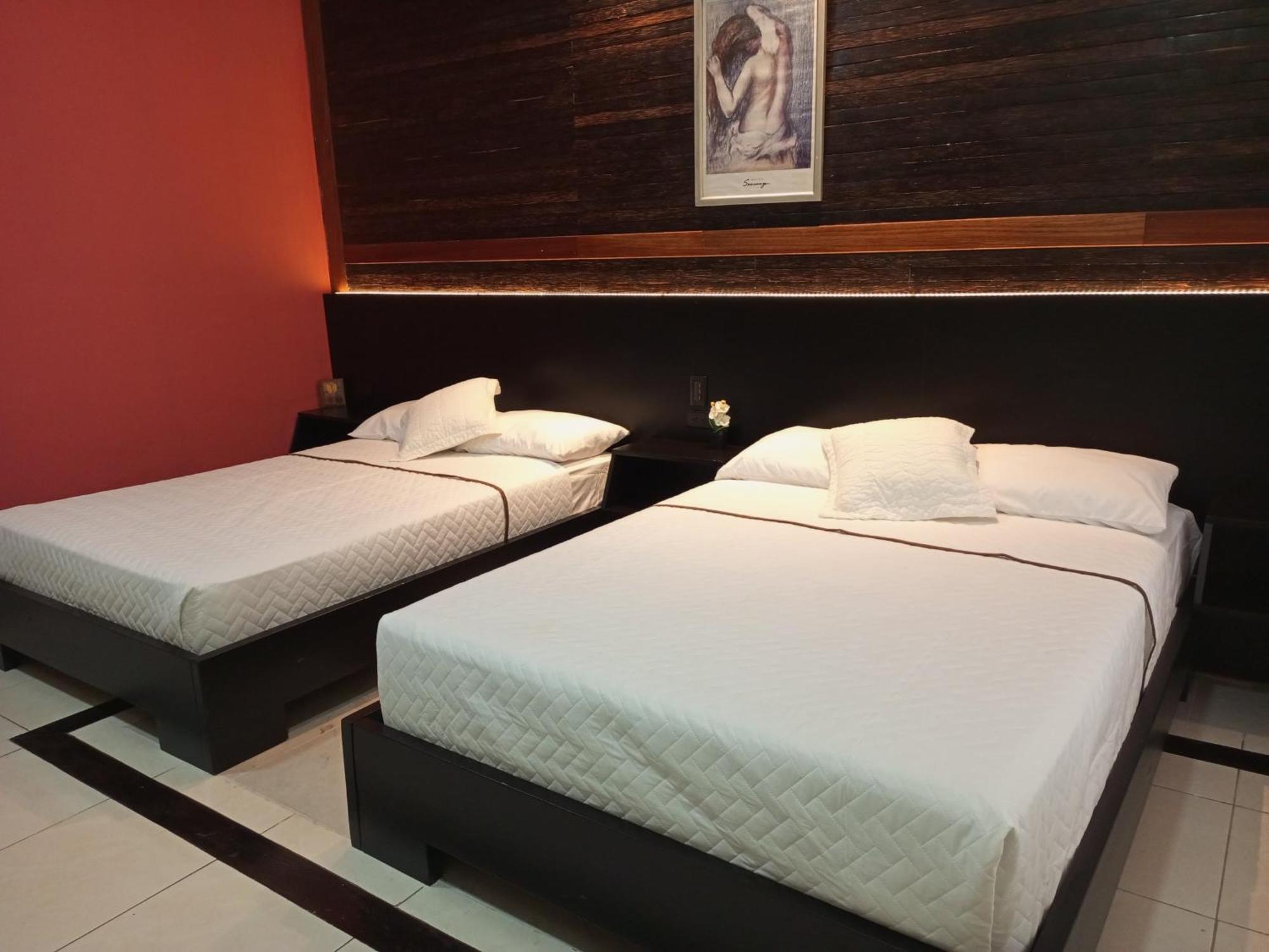 Terra Luna Lodge Тена Екстер'єр фото
